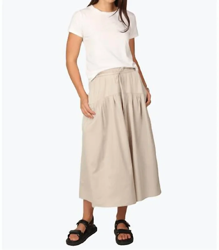 Trendy Outfits For Ladies James Skirt In Khaki