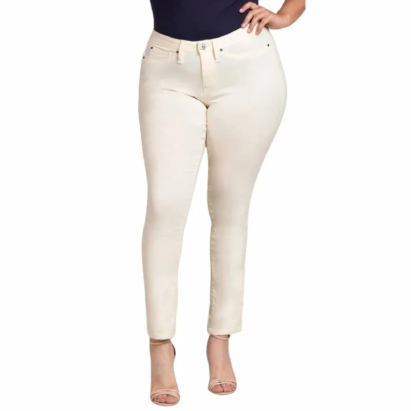 Women's Evening Wear for Special Occasions Hyperstretch Skinny Jeans - Plus In Milkshake