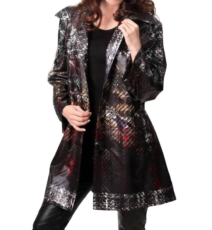 Exclusive Women's Fashion Collection Snap-Front Rain Jacket In Black